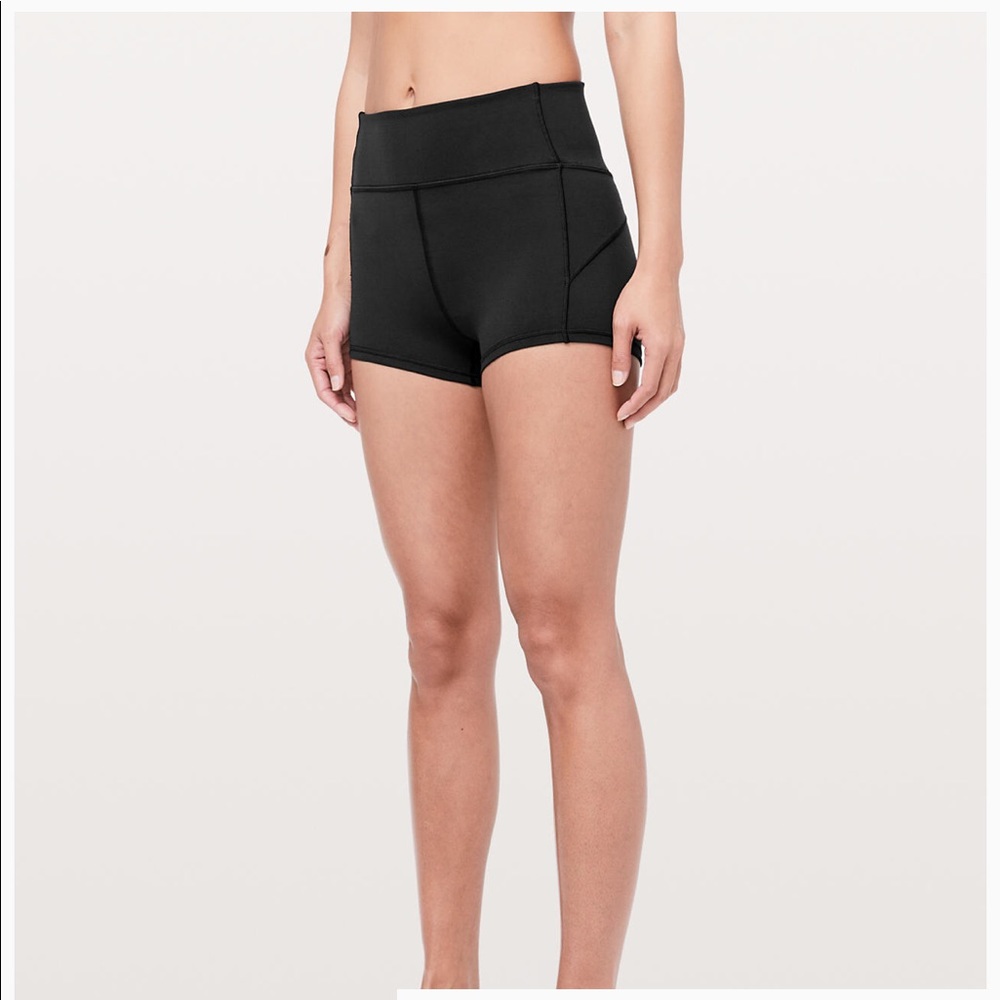 Lululemon in movement shorts- everluxe